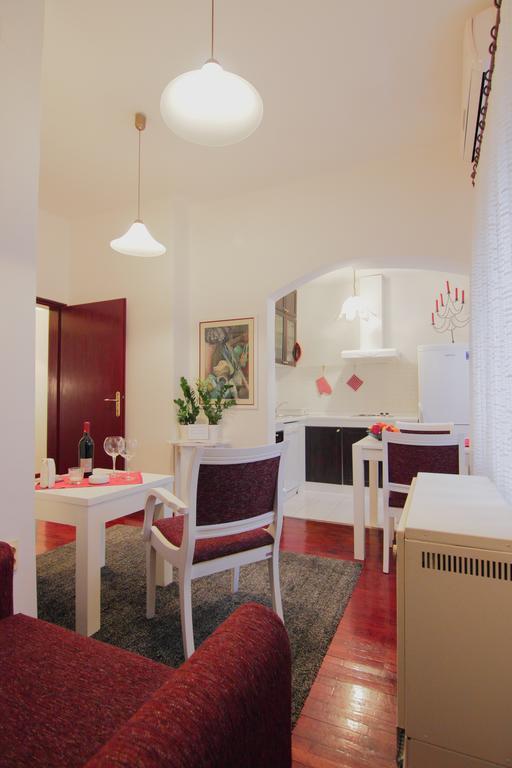 White Apartment Belgrado Exterior foto