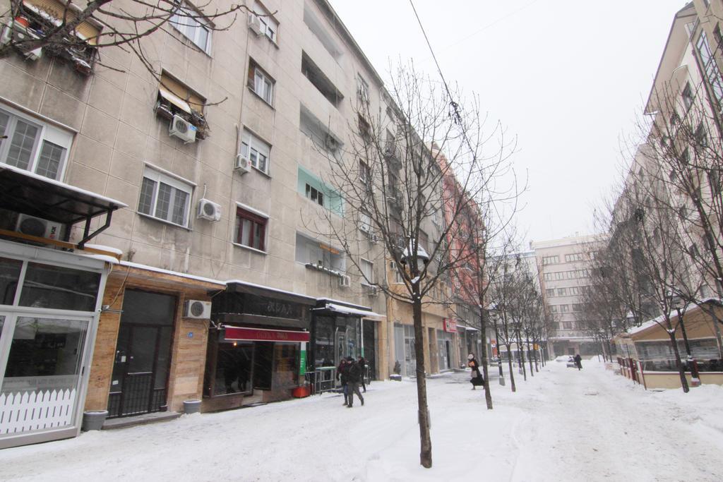 White Apartment Belgrado Exterior foto