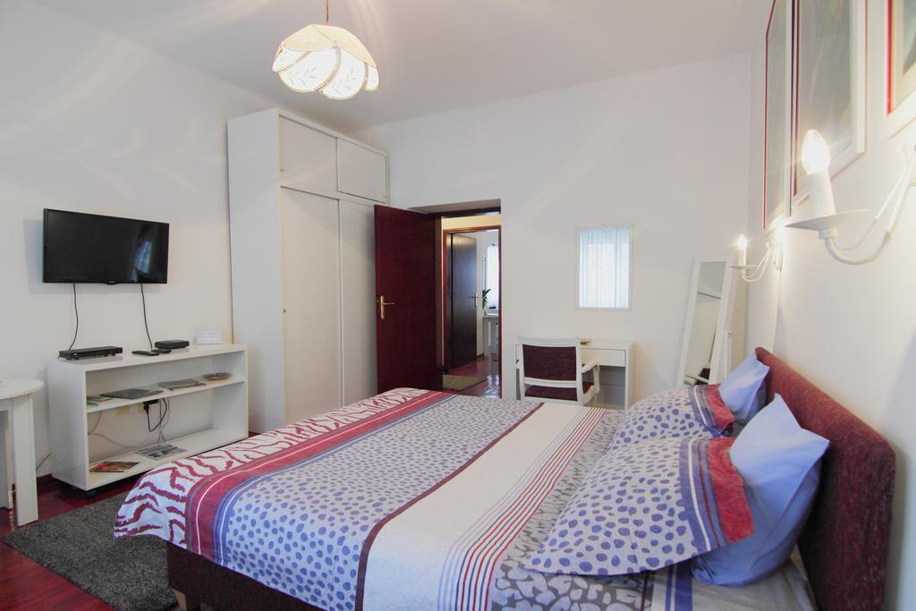 White Apartment Belgrado Exterior foto