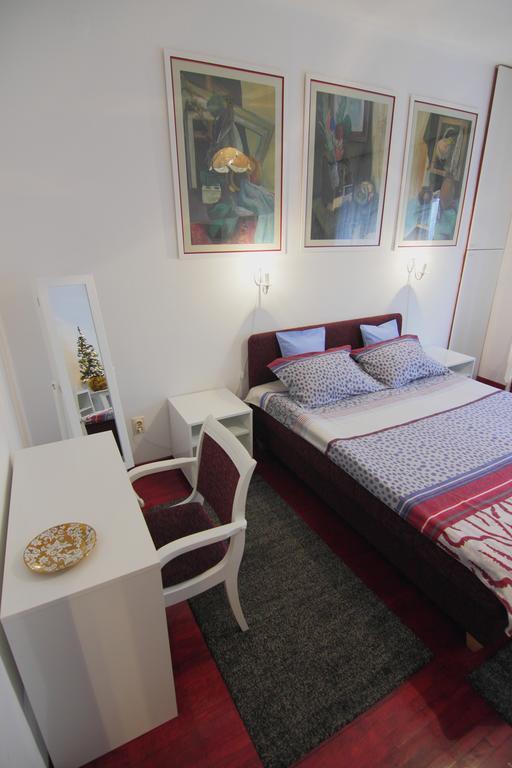 White Apartment Belgrado Exterior foto